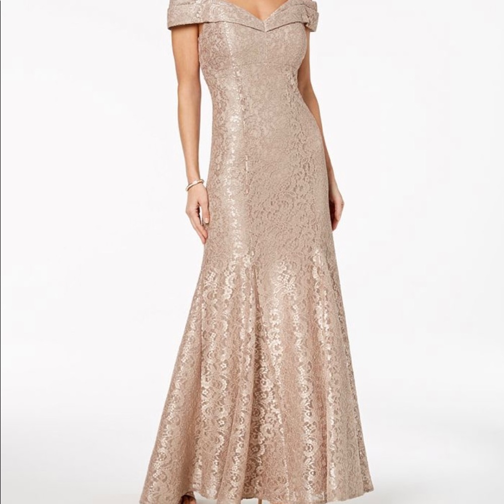 R&M Richards gold size 22 woman worn once